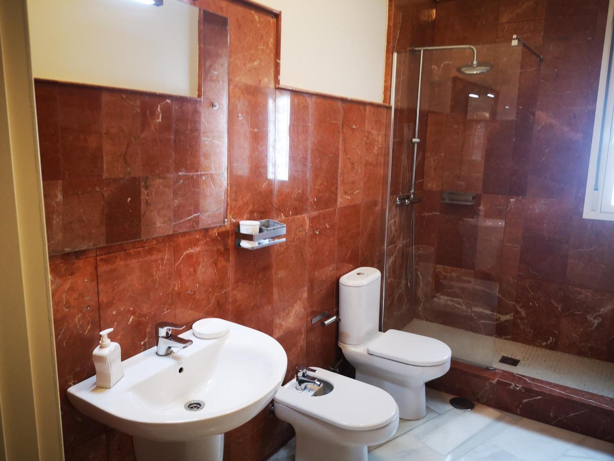 Charming Bright Apartment With Balconies On Cuesta Del Rosario Sevilla Exteriér fotografie